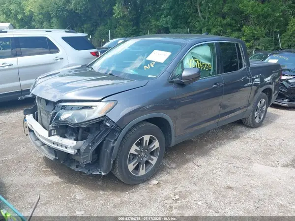 5FPYK2F57HB008886 2017 HONDA RIDGELINE - Image 2
