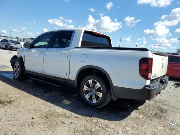 5FPYK2F58HB002465 2017 HONDA RIDGELINE - Image 2