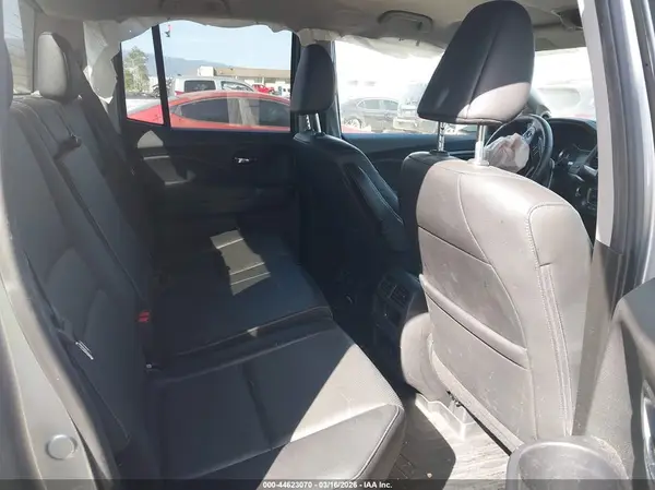 5FPYK2F58JB000785 2018 HONDA RIDGELINE - Image 8
