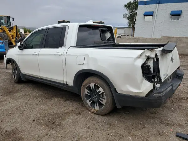 5FPYK2F58LB000076 2020 HONDA RIDGELINE - Image 2