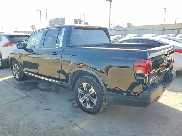 5FPYK2F59HB003351 2017 HONDA RIDGELINE - Image 2