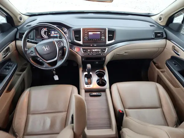 5FPYK2F59HB005570 2017 HONDA RIDGELINE - Image 8