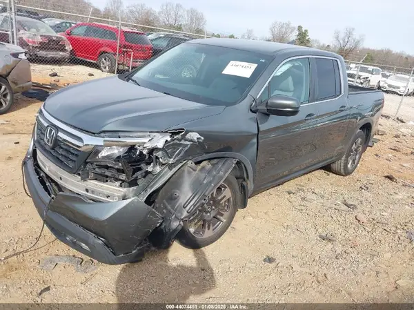 5FPYK2F5XHB003147 2017 HONDA RIDGELINE - Image 2