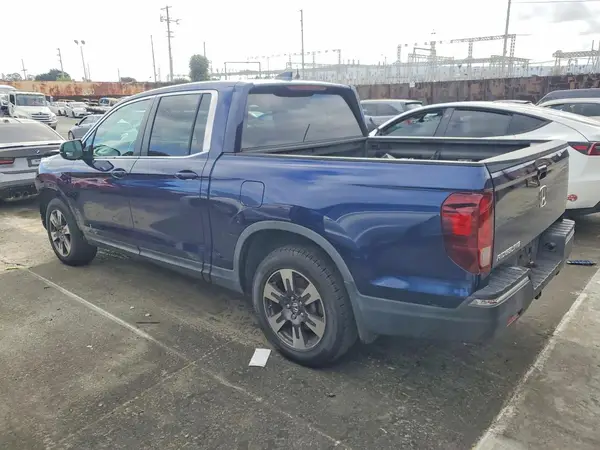 5FPYK2F5XHB003262 2017 HONDA RIDGELINE - Image 2