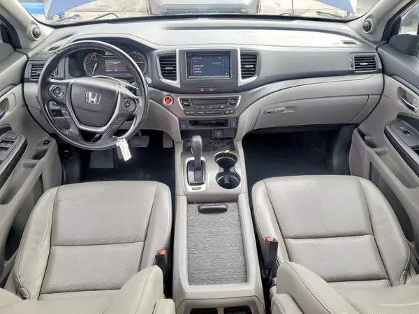 5FPYK2F5XHB003262 2017 HONDA RIDGELINE - Image 8