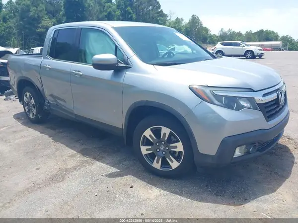 5FPYK2F5XJB001064 2018 HONDA RIDGELINE - Image 1