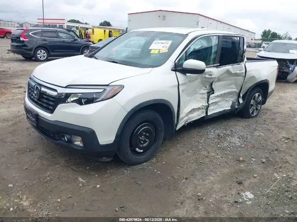5FPYK2F5XKB002670 2019 HONDA RIDGELINE - Image 2