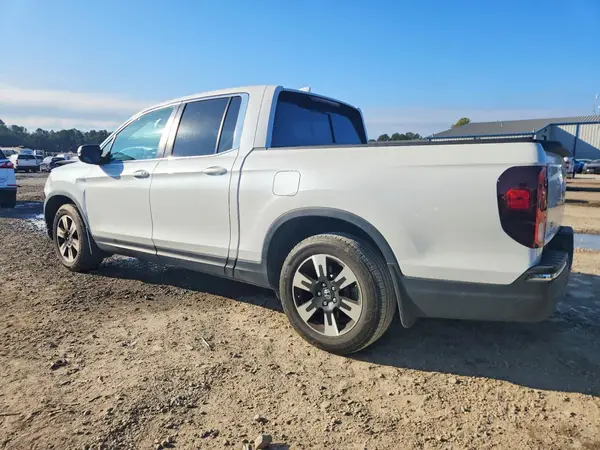 5FPYK2F5XLB000662 2020 HONDA RIDGELINE - Image 2