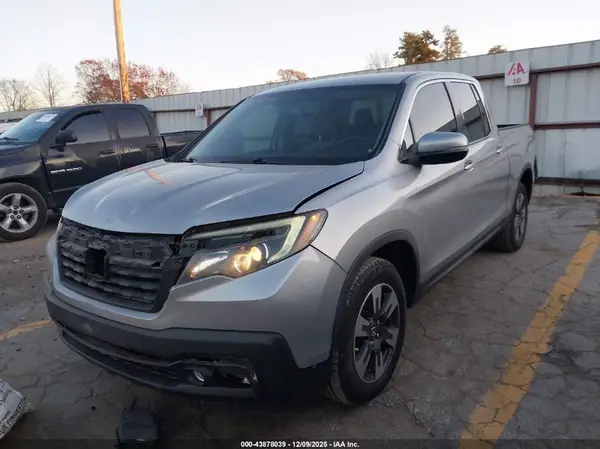 5FPYK2F60HB007653 2017 HONDA RIDGELINE - Image 2