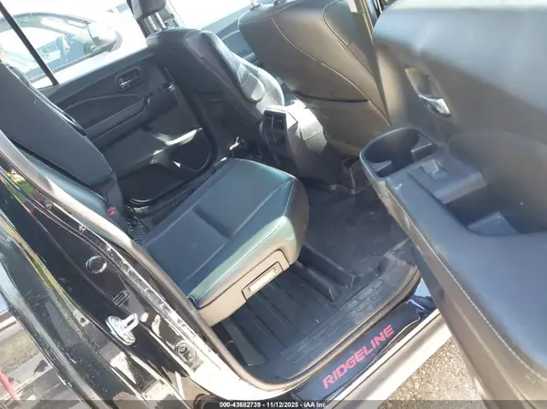 5FPYK2F60HB010455 2017 HONDA RIDGELINE - Image 8
