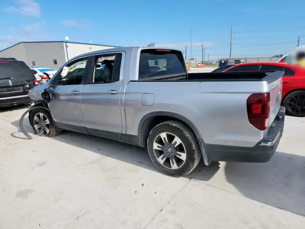 5FPYK2F61HB001358 2017 HONDA RIDGELINE - Image 2