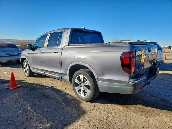 5FPYK2F61HB001926 2017 HONDA RIDGELINE - Image 2