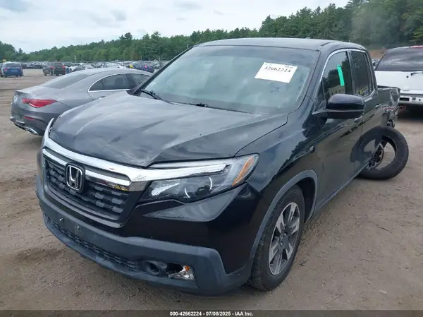 5FPYK2F61HB003546 2017 HONDA RIDGELINE - Image 2