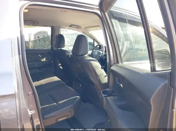 5FPYK2F61HB007659 2017 HONDA RIDGELINE - Image 8