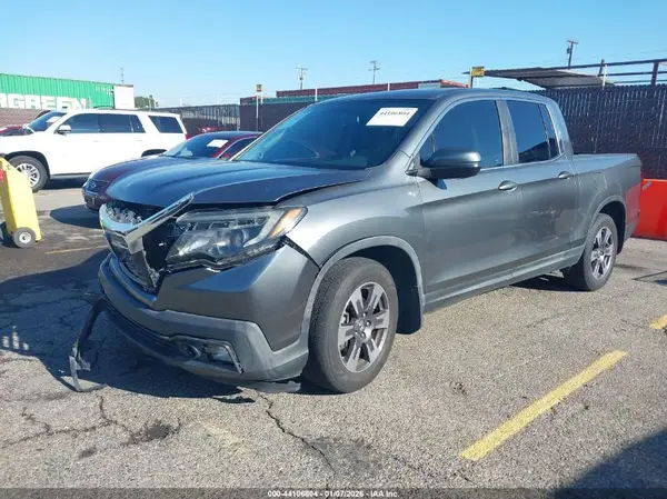 5FPYK2F61KB001514 2019 HONDA RIDGELINE - Image 2