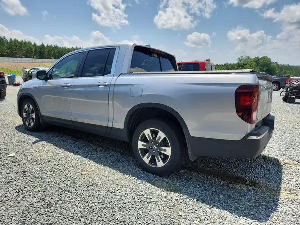 5FPYK2F61KB006793 2019 HONDA RIDGELINE - Image 2