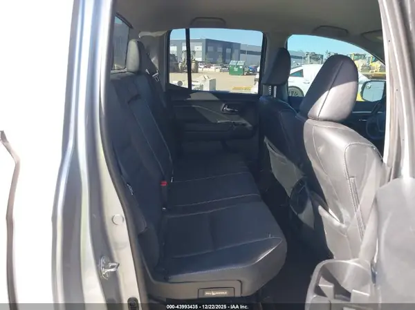 5FPYK2F62HB002146 2017 HONDA RIDGELINE - Image 8