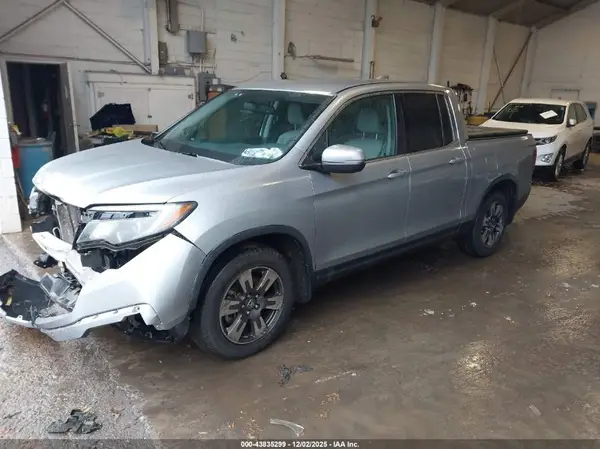 5FPYK2F62HB006469 2017 HONDA RIDGELINE - Image 2