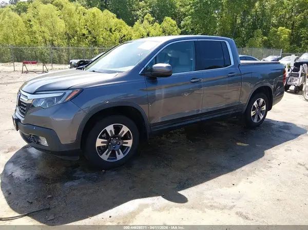5FPYK2F63HB002866 2017 HONDA RIDGELINE - Image 2