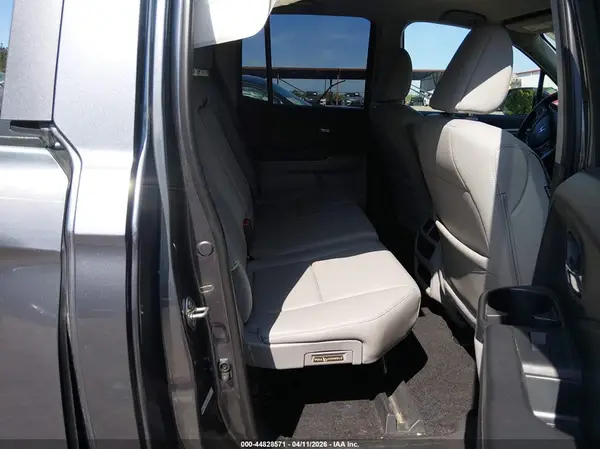 5FPYK2F63HB002866 2017 HONDA RIDGELINE - Image 8