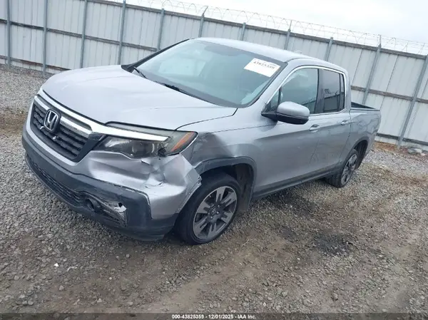 5FPYK2F63HB004357 2017 HONDA RIDGELINE - Image 2