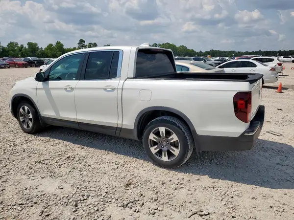 5FPYK2F63HB004388 2017 HONDA RIDGELINE - Image 2