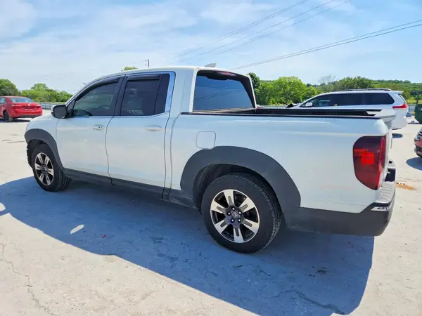 5FPYK2F63HB007677 2017 HONDA RIDGELINE - Image 2
