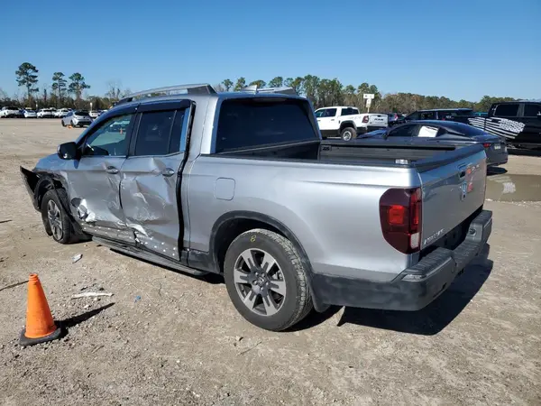 5FPYK2F63HB008277 2017 HONDA RIDGELINE - Image 2
