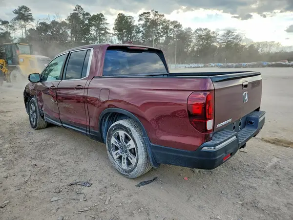 5FPYK2F63JB000668 2018 HONDA RIDGELINE - Image 2