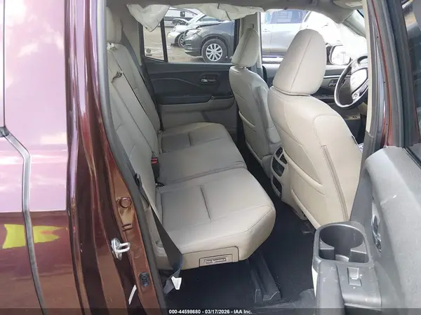 5FPYK2F64HB011303 2017 HONDA RIDGELINE - Image 8