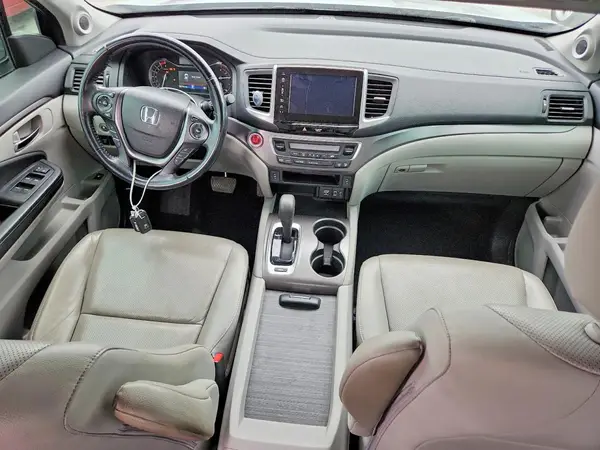 5FPYK2F64JB002946 2018 HONDA RIDGELINE - Image 8