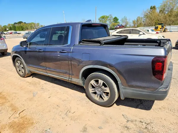 5FPYK2F65HB010502 2017 HONDA RIDGELINE - Image 2