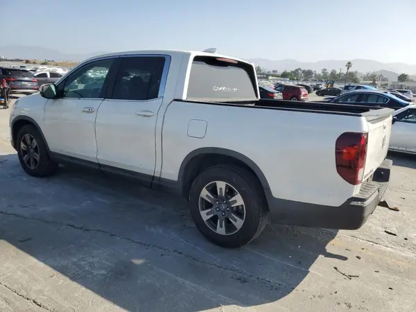 5FPYK2F65HB011097 2017 HONDA RIDGELINE - Image 2