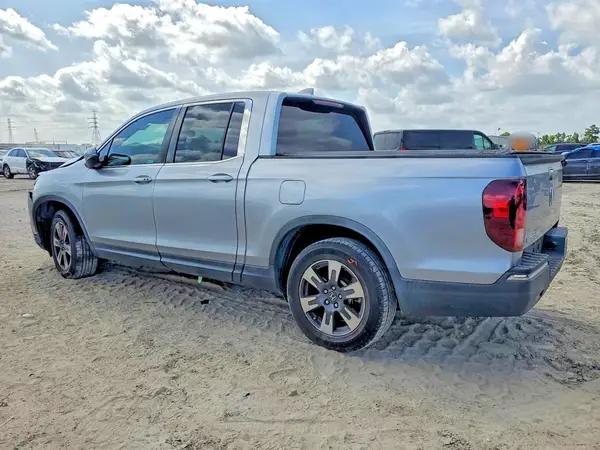 5FPYK2F65JB002583 2018 HONDA RIDGELINE - Image 2