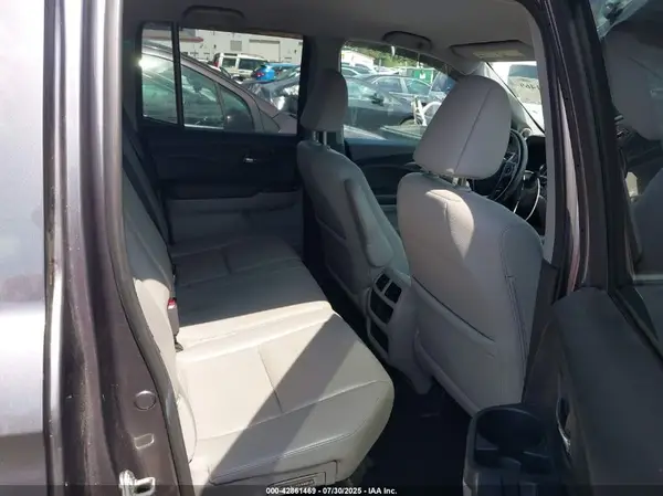 5FPYK2F66HB001209 2017 HONDA RIDGELINE - Image 8