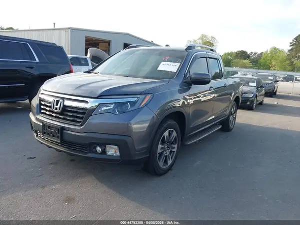 5FPYK2F66HB002120 2017 HONDA RIDGELINE - Image 2