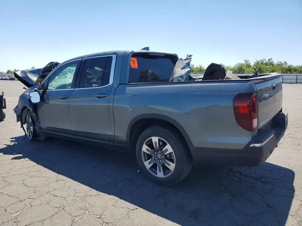 5FPYK2F66HB002392 2017 HONDA RIDGELINE - Image 2