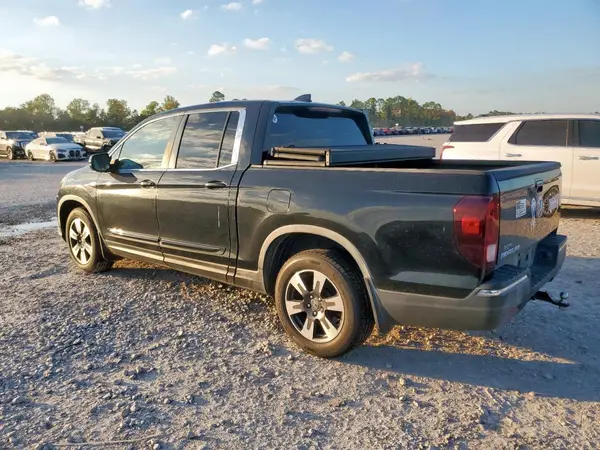 5FPYK2F66HB006247 2017 HONDA RIDGELINE - Image 2