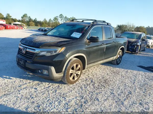 5FPYK2F66HB008192 2017 HONDA RIDGELINE - Image 2