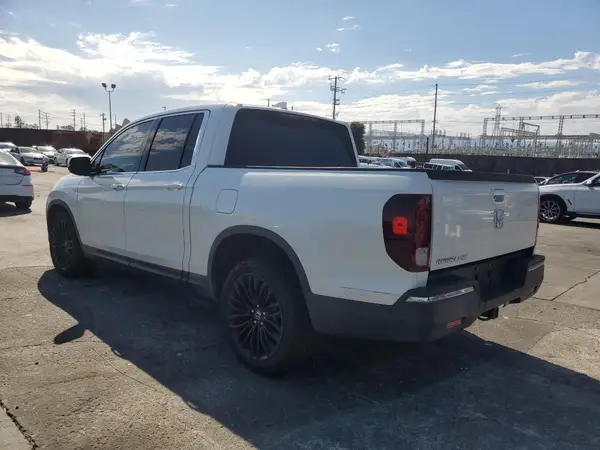 5FPYK2F66HB009553 2017 HONDA RIDGELINE - Image 2