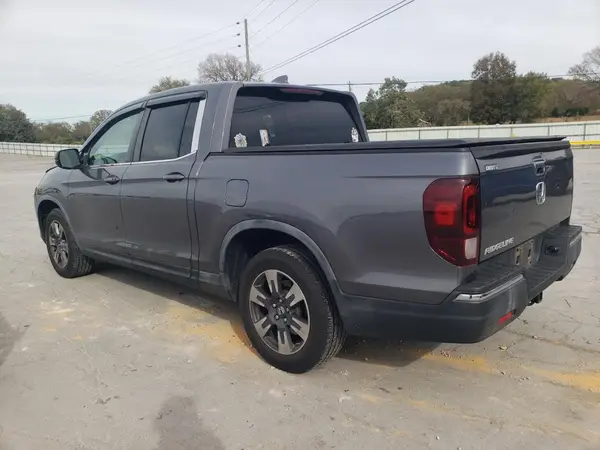 5FPYK2F66HB010394 2017 HONDA RIDGELINE - Image 2