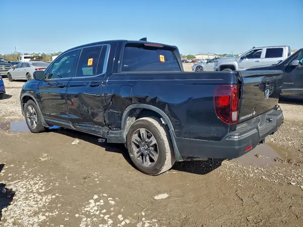 5FPYK2F66HB010458 2017 HONDA RIDGELINE - Image 2