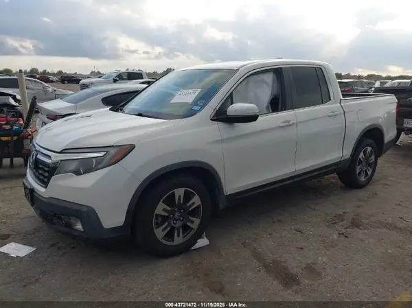 5FPYK2F66KB001041 2019 HONDA RIDGELINE - Image 2