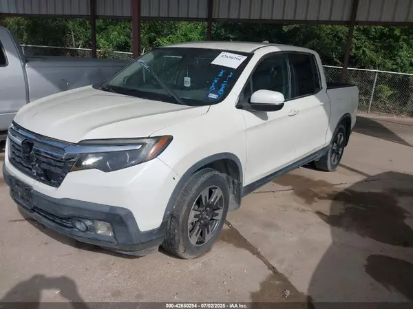 5FPYK2F67HB004457 2017 HONDA RIDGELINE - Image 2