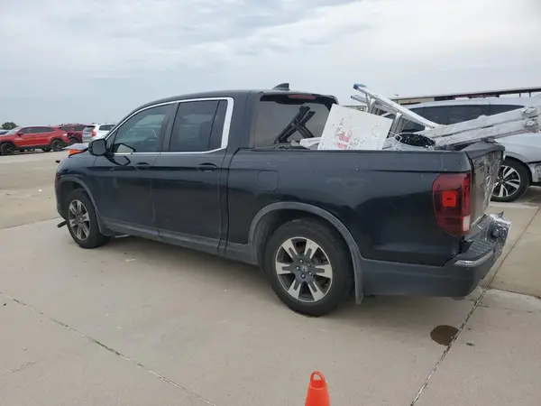 5FPYK2F67JB001810 2018 HONDA RIDGELINE - Image 2