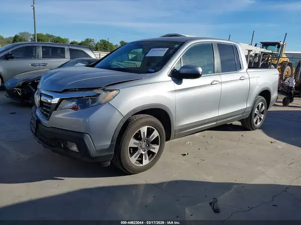 5FPYK2F67KB004238 2019 HONDA RIDGELINE - Image 2