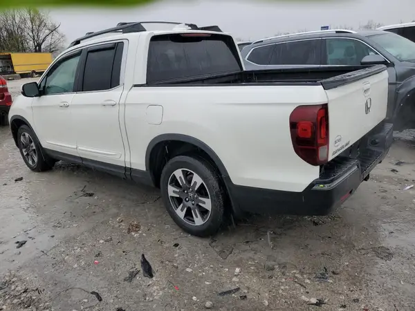 5FPYK2F68HB008114 2017 HONDA RIDGELINE - Image 2