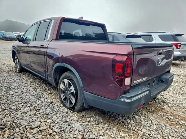 5FPYK2F68JB003212 2018 HONDA RIDGELINE - Image 2