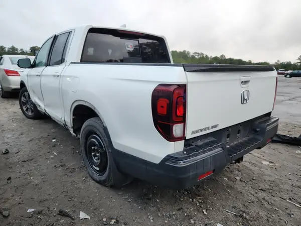 5FPYK2F68KB000716 2019 HONDA RIDGELINE - Image 2