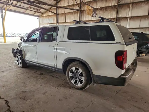 5FPYK2F68KB001655 2019 HONDA RIDGELINE - Image 2